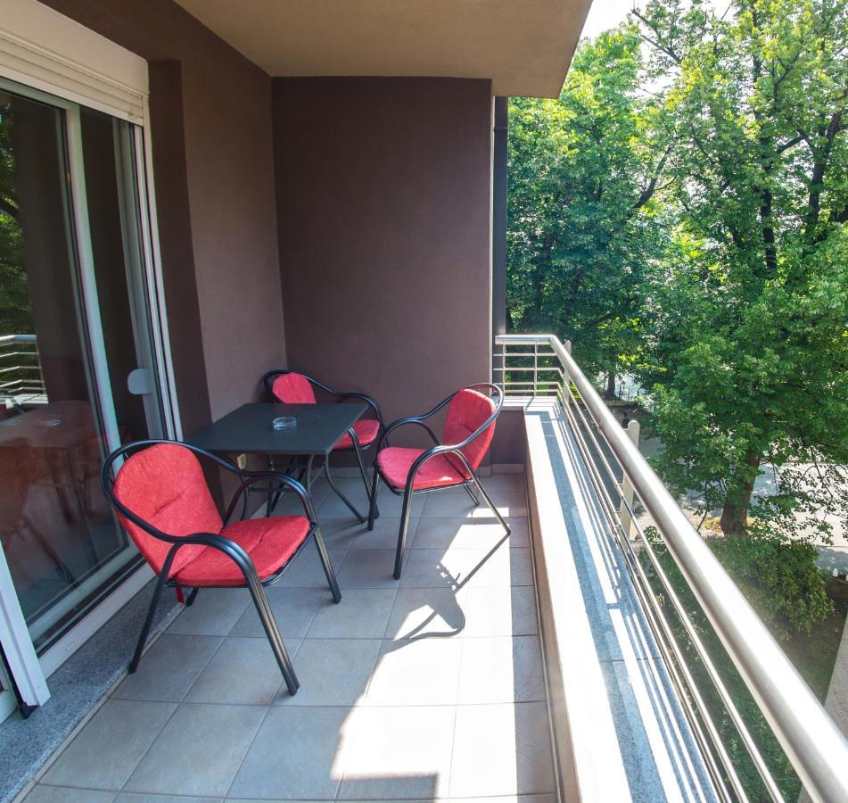 Apartment Enjoy Free Private Parking Mostar Kültér fotó
